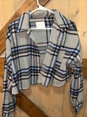 Active USA Gray Plaid Cropped Jacket with Navy & Beige Stripes